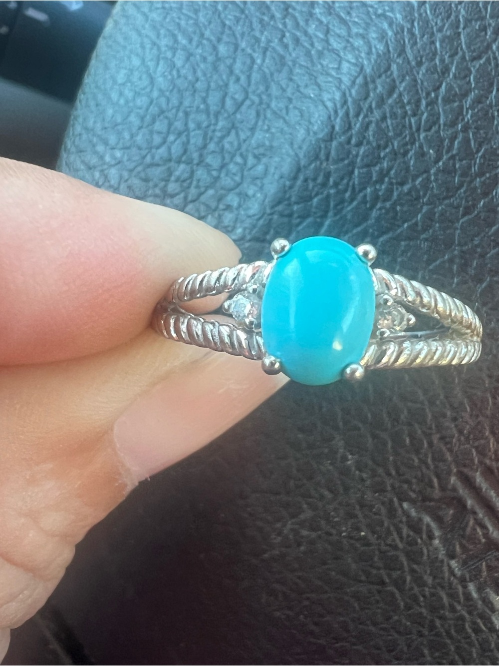 Avon 925 Sterling Silver Rope Band Ring w Bright Turquoise Oval Stone Marked NVC